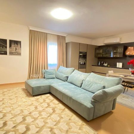 Villa Chaplin Tiranë Eksteriør bilde