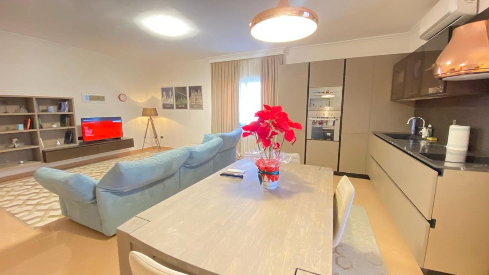 Villa Chaplin Tiranë Eksteriør bilde
