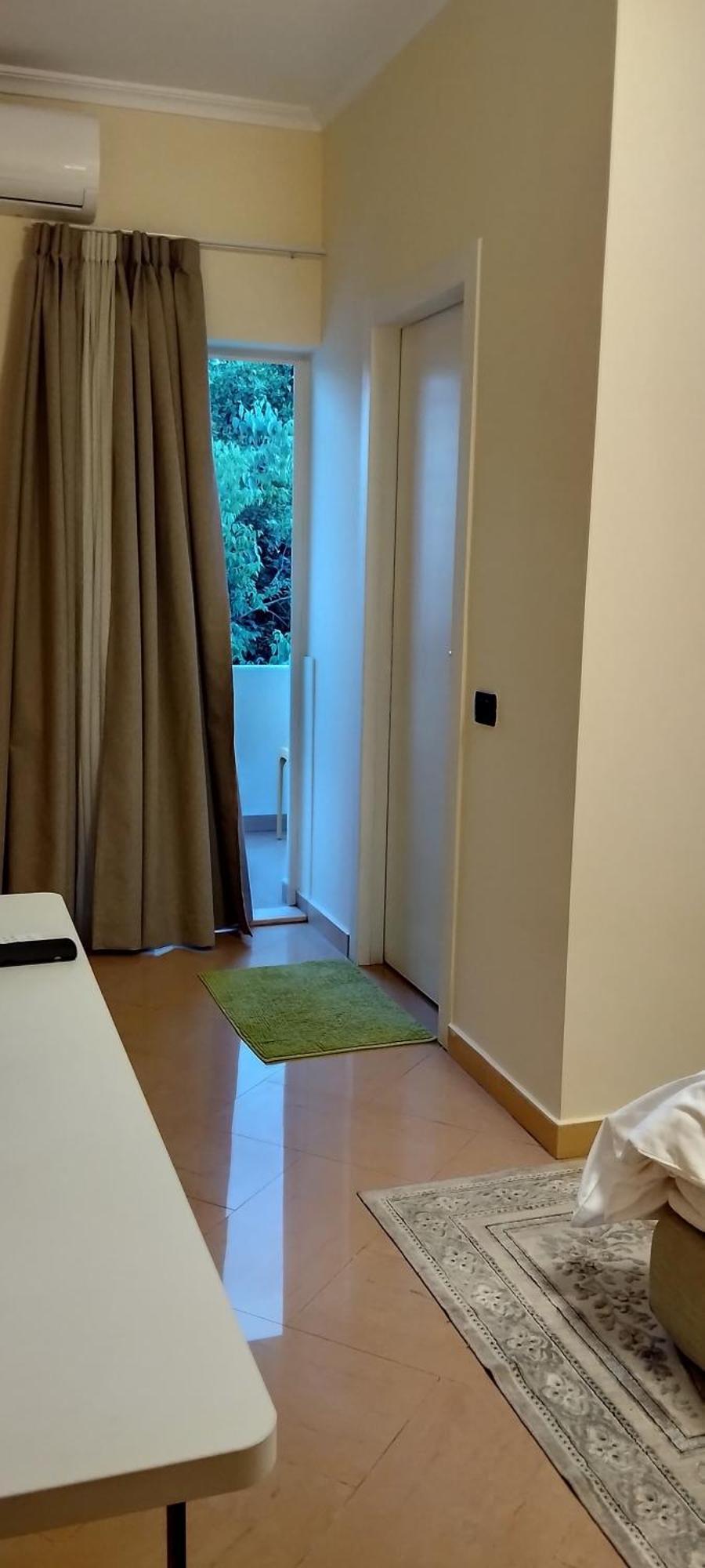 Villa Chaplin Tiranë Eksteriør bilde